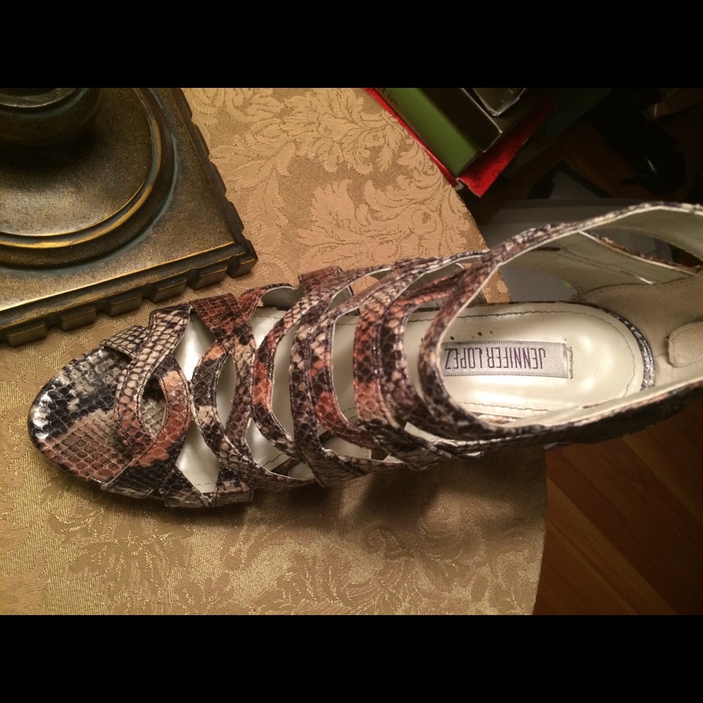 Shoes - Picture 2 of 2